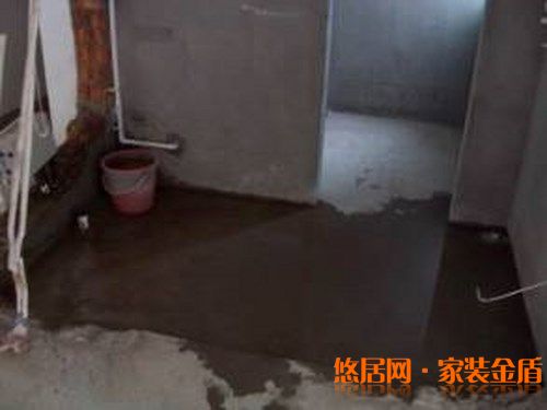 地面出現(xiàn)漏水現(xiàn)象應(yīng)該怎么處理？